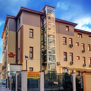 Hotel Amphitryon